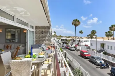 Un balcón o terraza de Apartment Oasis CM18 by VillaGranCanaria