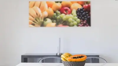 Comida en o cerca de este apartahotel