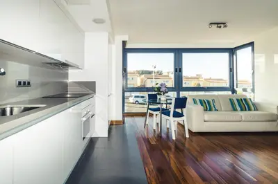 Una cocina o zona de cocina en Taliarte Lighthouse Shared Terrace