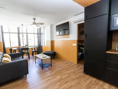 Una cocina o zona de cocina en Breeze Friendly Holiday Home
