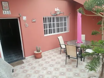 Un patio o zona al aire libre en El Girasol