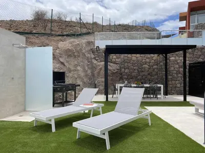 Un patio o zona al aire libre en Villa Calm Ocean views by Infinity Summer