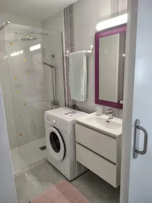 Un baño de Near the sea Las Arenas