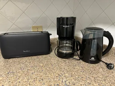 Utensilios para hacer té y café en Playa del Cura