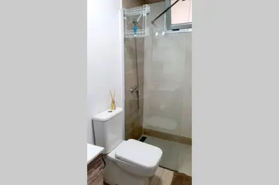 Un baño de Comfy Box Las Canteras