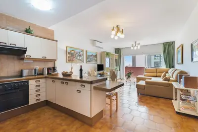 Una cocina o zona de cocina en Penthouse Parque Santa Catalina- Ruvimag