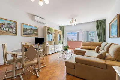 Una televisión o centro de entretenimiento en Penthouse Parque Santa Catalina- Ruvimag