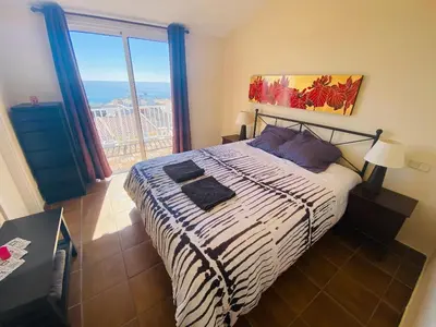 Plano de The Feelgood House with jacuzzi and ocean view