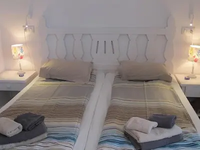 Cama o camas de una habitación en Puerto De Mogan Harbour 371 by El Sirocco