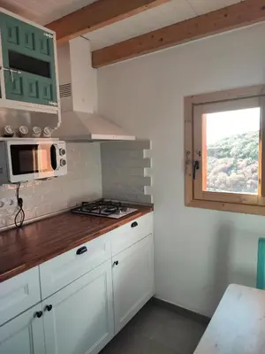 Una cocina o zona de cocina en CASA DEL MAQUINISTA