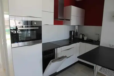 Una cocina o zona de cocina en Bonito apartamento cerca la playa