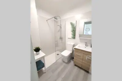 Un baño de Céntrico apartamento 221 by CASAS COCODRILO