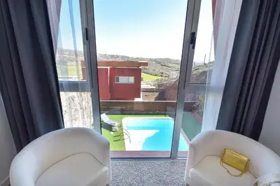 Piscina en o cerca de Eagle 8 by VillaGranCanaria