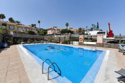 Piscina en o cerca de Chalet Santa Ana 15 by VillaGranCanaria