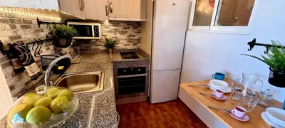 Una cocina o zona de cocina en ARGUINEGUIN, two bedrooms bungalow, pool & wifi