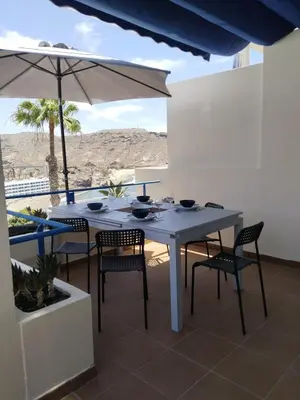 Un balcón o terraza de BLUE PEARL - POOL - TERRACE - OCEAN VIEW - BEACH - WIFI - WONDERFUL Complex