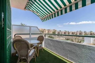 Un balcón o terraza de Sunrise View Apartment