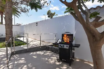 Un balcón o terraza de Chalet Golden Sahara by VillaGranCanaria