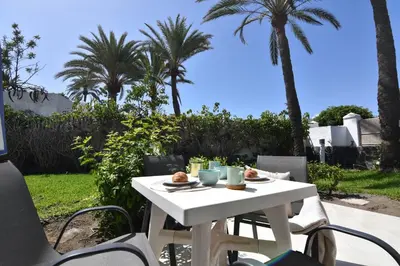 Jardín al aire libre en Bungalow beside the Maspalomas dunes By Pride Holiday Rentals