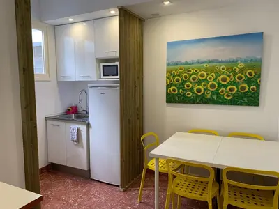 Una cocina o zona de cocina en Doranda Rooms Las Canteras