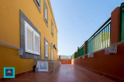 Edificio en el que se encuentra el apartamento