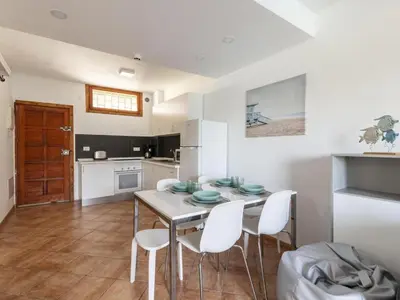 Una cocina o zona de cocina en GuestReady - Tenesor 212 Playa del Inglés