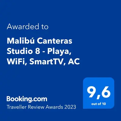 Certificado, premio, señal o documento que está expuesto en Malibú Canteras Studio 8 - Playa, WiFi, SmartTV, AC