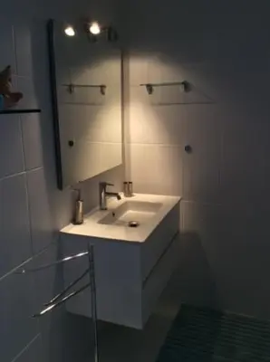 Un baño de Urlaub im kleinen Bergparadies