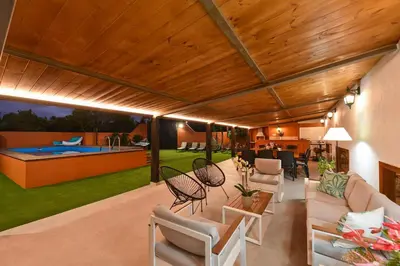 Zona de estar de Arucas Pool & Relax by VillaGranCanaria