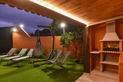 Jardín al aire libre en Arucas Pool & Relax by VillaGranCanaria
