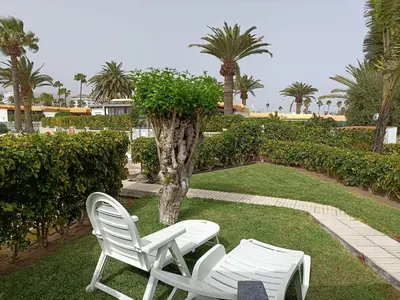 Jardín al aire libre en BUNGALOW JARDÍN CENTRICO PLAYA INGLES