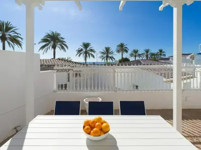 Comida en o cerca de esta villa