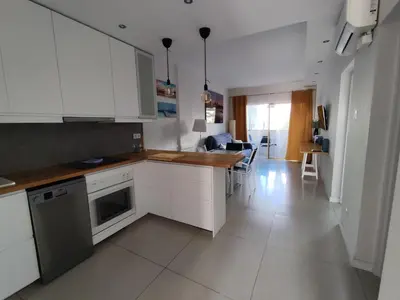 Una cocina o zona de cocina en Modern accommodation in Playa del Inglés
