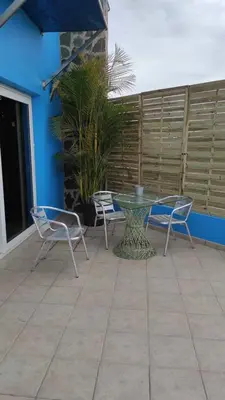 Un patio o zona al aire libre en Apartamentos Mar Azul Arinaga