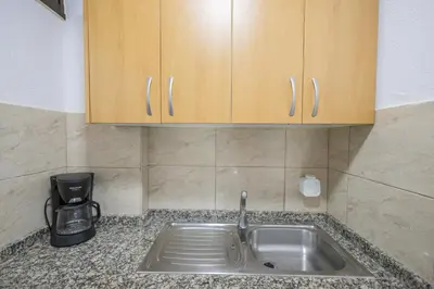 Una cocina o zona de cocina en GuestReady - Arenas 104 - Playa del Ingles JF