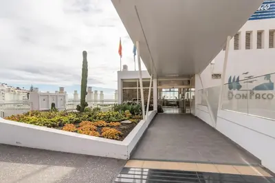 Plano de Beautiful apartment on the beachfront