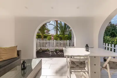 Un balcón o terraza de Tropical Lodge