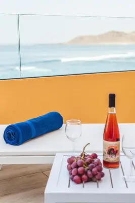 Bebidas en Home2Book Design Sea Front Las Canteras1 Beach