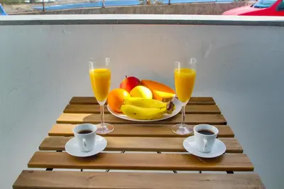 Comida en o cerca de este apartamento