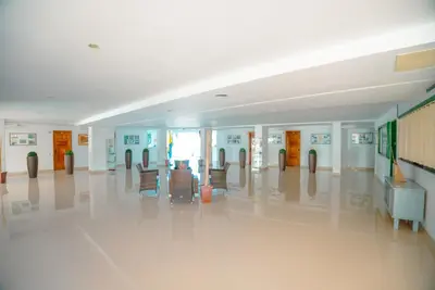 El vestíbulo o zona de recepción de Piso Paraíso vicino al mare