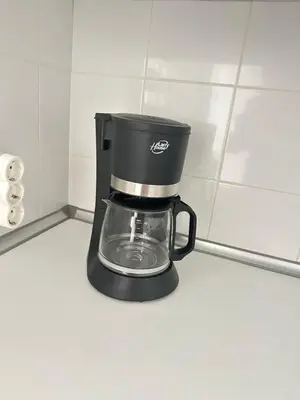 Utensilios para hacer té y café en CURA MARINA - Seaside Escape Close to the Beach