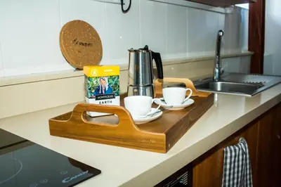 Utensilios para hacer té y café en Casa Rural Encarna