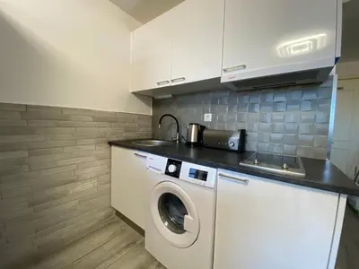 Una cocina o zona de cocina en TINACHE SUITE219 Appartamento con piscina Yumbo