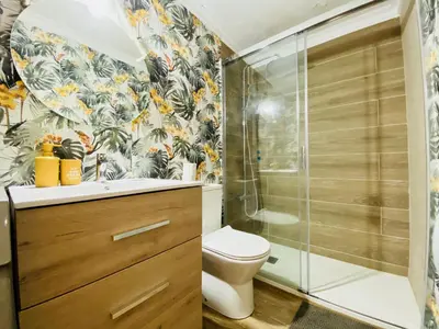 Un baño de Sunny and relaxing apartment in maspalomas