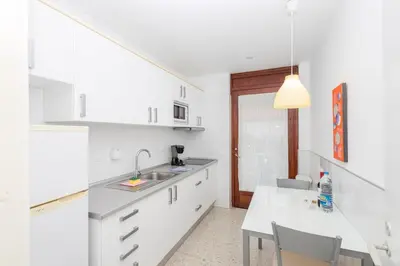 Una cocina o zona de cocina en GuestReady - Sun Club 254 C