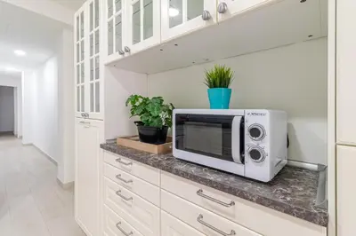 Una cocina o zona de cocina en Cozy Family Beach House