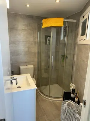 Un baño de Estudio mondrian