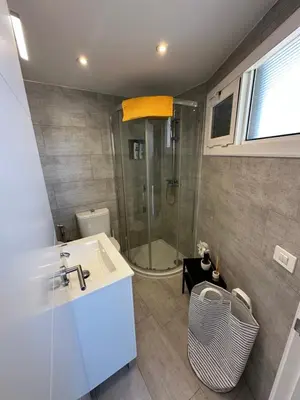 Un baño de Estudio mondrian