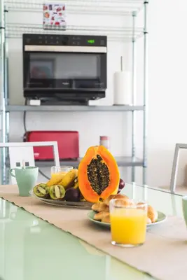 Comida en o cerca de este apartamento