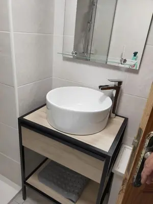 Un baño de Cozy apartment very close to Yumbo Center